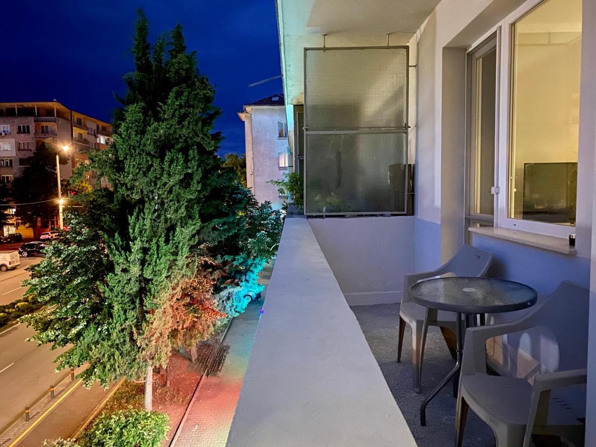 Stylish Top Centre Apartment For 4 Guests Stara Zagora Bagian luar foto